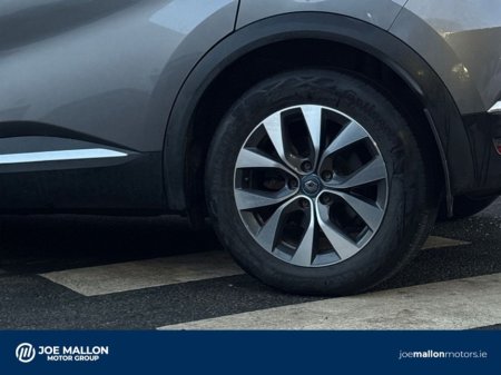 2021 Renault Captur E-TECH Plug-in 160 Auto S-Edition €21,950 thumbnail