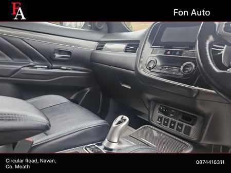 2019 Mitsubishi Outlander OUTLANDER  PETROL HYBRID 4H PHEV CVT*4 WHEEL DRIVE *FULL SERVICE HISTORY *HIGH SPEC*NEW NCT 01/28 *TAXED 04/26*FULL BMW SERVICE HISTORY *FINANCE*WARRANTY *CALL 0874416311 €17,995 thumbnail