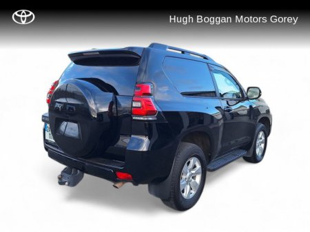 2024 Toyota Landcruiser SWB GX AUTO €57,950 thumbnail