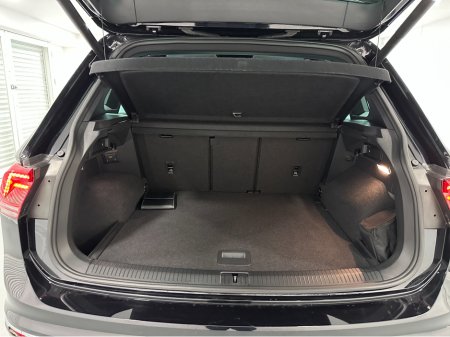 2019 Volkswagen Tiguan (191) R LINE 2.0TDI DSG 150BHP 4 MOTION LOW KMS VW/AUDI SPECIALISTS WWW.DENISDARCYCARS.IE €31,950 thumbnail