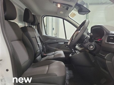 2026 Renault Trafic "ORDER FOR 261" "Start Model" "Air Con" "Reverse Sensors" "Cruise Control" "Apple Carplay" "Android Auto" €30,450 thumbnail