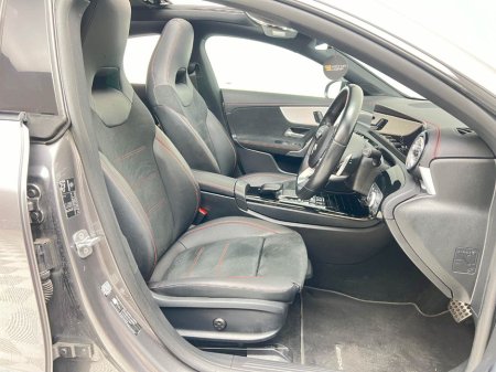 2023 Mercedes-Benz CLA Class 250E AMG LINE PREM PLUS NIGHT ED €37,990 thumbnail