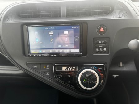 2020 Toyota Aqua 2020 Toyota Aqua Hybrid Auto – Silver, Low Running Costs €12,495 thumbnail