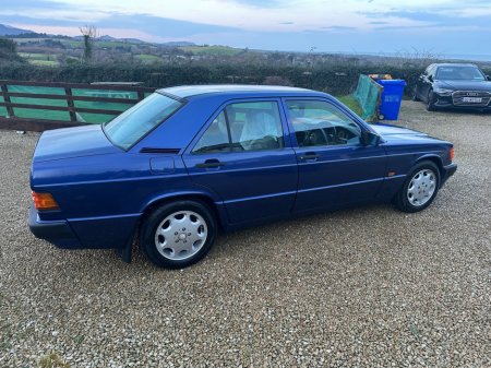 1993 Mercedes-Benz Other E 4DR A €10,950 thumbnail