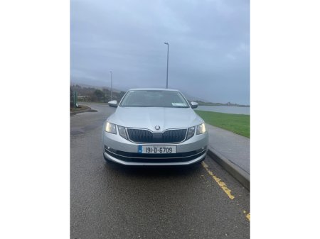 2019 Skoda Octavia STYLE 1.6 TDI 115HP 4DR €17,950 thumbnail