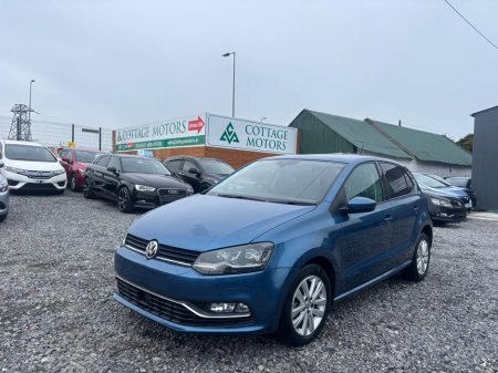 2017 Volkswagen Polo  €13,950