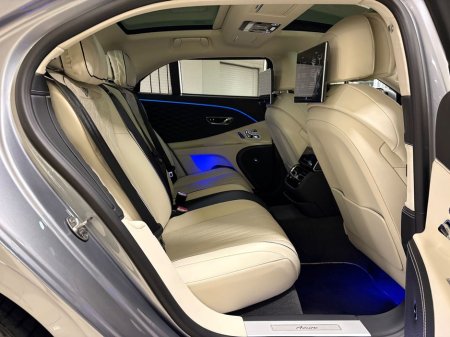 2025 Bentley Flying Spur 3.0 V6 E-HYBRID AZURE=AS NEW//HUGE SPEC=PAN ROOF//BALANCE OF BENTLEY WARRANTY=ONLY €150 ANNUAL ROAD TAX//TAILORED FINANCE PACKAGES AVAILABLE=TRADE INS €249,995 thumbnail