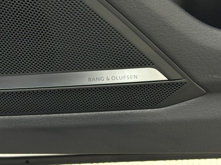 2025 Audi A7 50 TFSI E S LINE BLK ED QUATTRO *PAN ROOF* €79,990 thumbnail