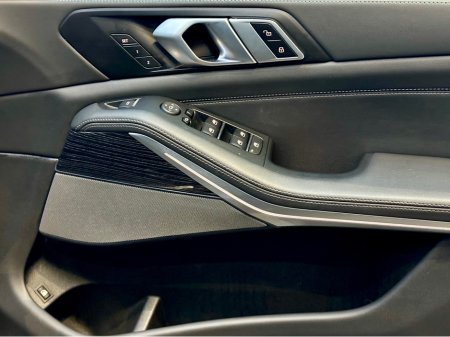 2025 BMW X5 XDRIVE 50e M SPORT AUTO €99,950 thumbnail