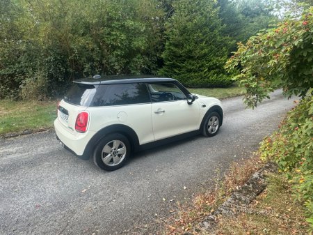 2017 MINI One 1.5 DIESEL 3DR AUTO ONE €12,899