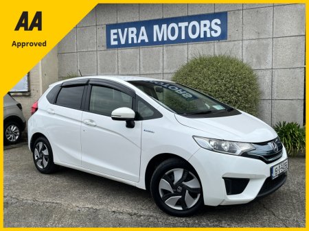 2015 Honda Fit AUTOMATIC HYBRID 1.5 L PETROL €9,950