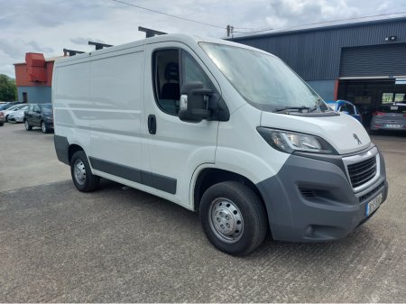2018 Peugeot Boxer 330 L1 H1 2.0 BLUE HDI 1 110 3DR €14,950