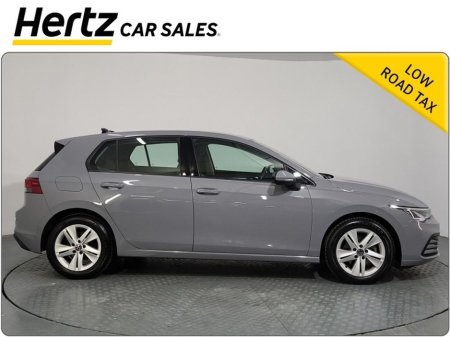 2023 Volkswagen Golf LIFE 2.0 TDI 115HP Diesel Manual €26,995