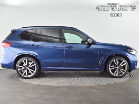 2019 BMW X5 M50d €56,880