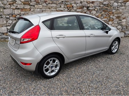2012 Ford Fiesta LOW MILES 1.25 ZETEC 82PS 5DR ARGENTO €7,300