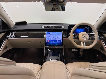 2025 Mercedes-Benz S Class S 580 e AMG Line | Long Wheel Base, Electric Panoramic Sunroof, Reversing Camera, 360-degree Reversing Camera €144,950 thumbnail
