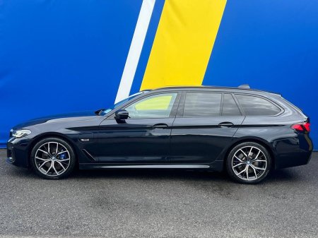 2023 BMW 5 Series 530e TOURING M-SPORT PRO 2.0 HYBRID // FULL SERVICE HISTORY // REVERSE CAMERA // APPLE CARPLAY/ANDROID AUTO €38,950