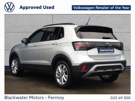 2026 Volkswagen T-Cross T-CROSS EDITION75 1.0 M5F 95HP €40,663 thumbnail