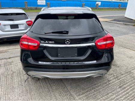 2015 Mercedes-Benz GLA Class GLA 180 AUTOMATIC LOW KMS €15,950