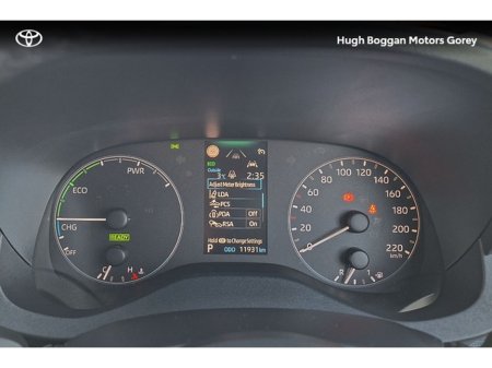 2025 Toyota Yaris YARIS HYBRID 1.5 LUNA thumbnail