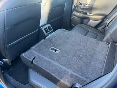 2025 Honda ZR-V ZR-V e:HEV Hybrid ADVANCE €46,950 thumbnail