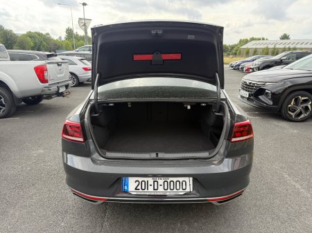 2020 Volkswagen Passat GTE S-A DSG €28,995 thumbnail