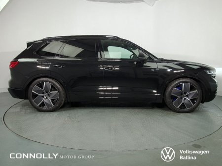 2026 Volkswagen Touareg R HYBRID 462BHP