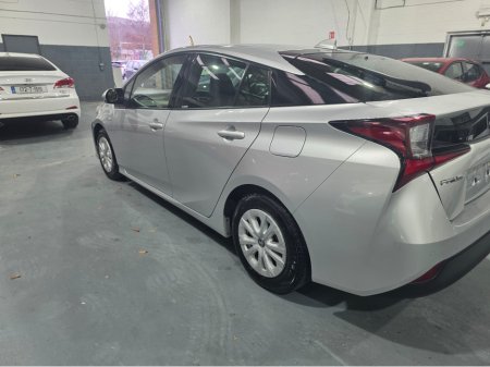2019 Toyota Prius S €17,950