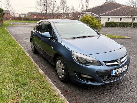 2013 Opel Astra 1.3 CDTI ECOFLEX DESIGN 95PS 5DR €3,950