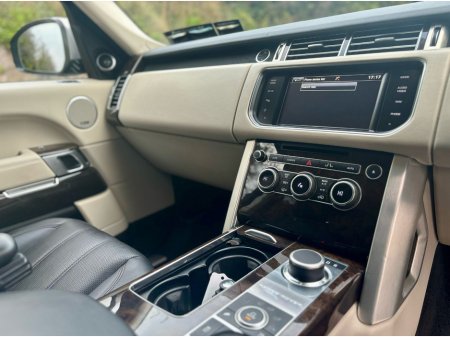 2014 Land Rover Range Rover VOGUE TDV6 258 BHP!! €27,950 thumbnail