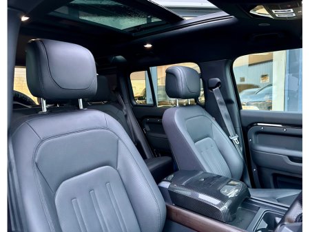2023 Land Rover Defender ++HIGH SPEC++ 110 2.0 P400E X 404PS thumbnail