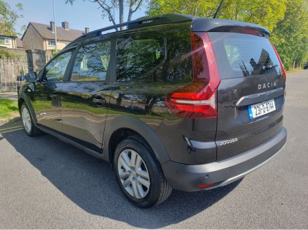 2023 Dacia Jogger COMFORT TCE 110 5DR €19,995
