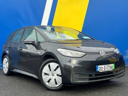 2021 Volkswagen ID.3 PRO LIFE 58KWH // DIGITAL CLUSTER // APPLE CARPLAY/ANDROID AUTO // ADAPTIVE CRUISE CONTROL €15,750