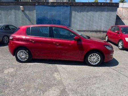 2017 Peugeot 308 ACCESS 1.2 82 PURETECH 4DR €9,750