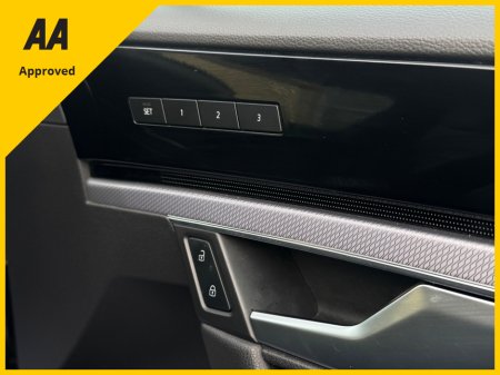 2019 Volkswagen Touareg V6 R-LINE TECH TD TDI VAT QUALIFYING * 1 YEAR UNLIMITED MILEAGE WARRANTY* €42,000 thumbnail