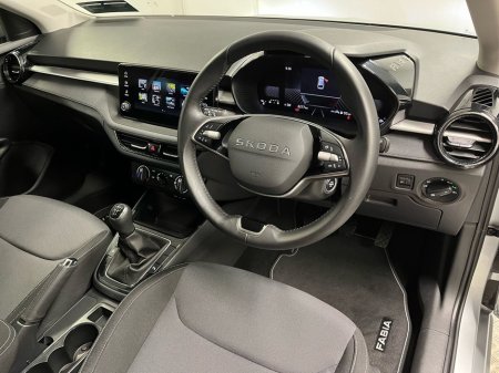 2025 Skoda Fabia Selection 1.0MPI 80BHP - Reversing Camera - Air-Conditioning - Cruise Control - Auto Lights/Wipers - Apple CarPlay/Android Auto €23,950 thumbnail