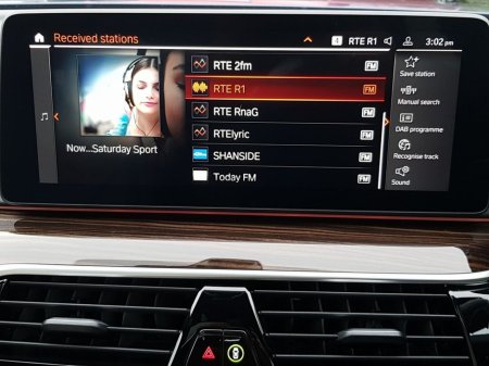 2023 BMW 5 Series 520d M Sport thumbnail