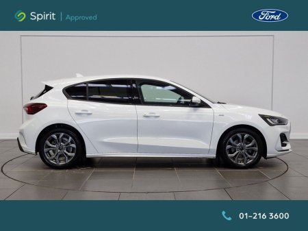 2023 Ford Focus ST-LINE 1.0T €25,900 thumbnail