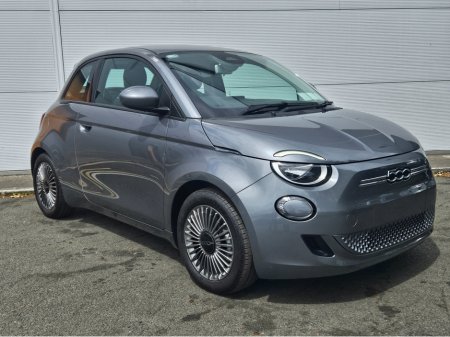 2025 Fiat 500e Icon  42kw  XMAS SALE Last One Available