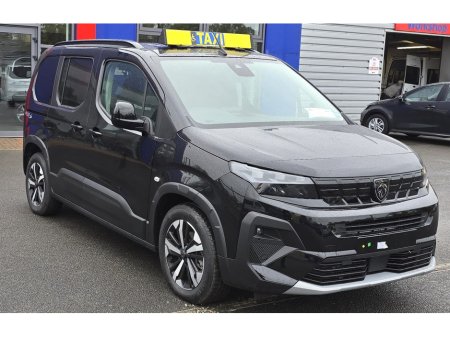 2025 Peugeot Rifter Wheelchair Taxi