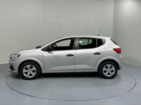 2023 Dacia Sandero Essential 1.0 Petrol €14,800