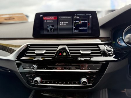 2017 BMW 5 Series 530E M-SPORT - 2.0L PETROL HYBRID - AUTO - 12M WARRANTY - CAR: 1442 thumbnail