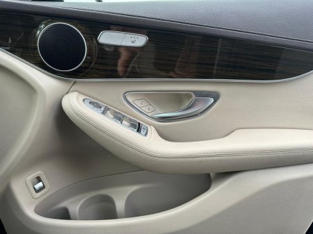 2021 Mercedes-Benz GLC Class 200 D COUPE AUTO €41,195 thumbnail