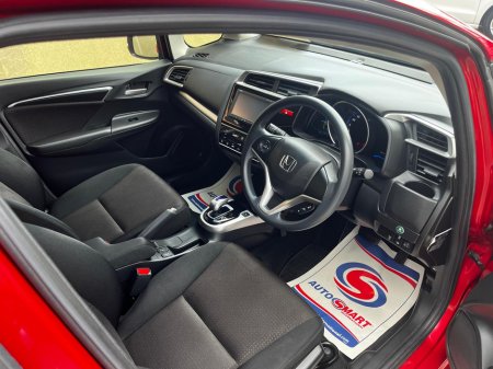 2017 Honda Fit AUTOMATIC SELF CHARGE HYBRID €13,500