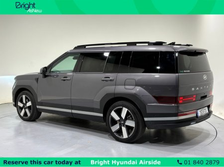 2025 Hyundai Santa Fe PHEV PREMIUM €64,950 thumbnail