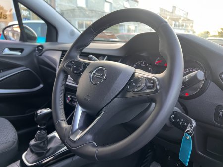 2024 Opel Crossland X **Only 14,000 Kms** Best Value As New 2024 Opel Crossland Diesel Apple Car Play Rear View Camera www.bolands.ie Est.1955 €21,950 thumbnail