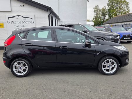 2012 Ford Fiesta **VERY LOW MILEAGE** 1.2 PETROL TITANIUM €8,450
