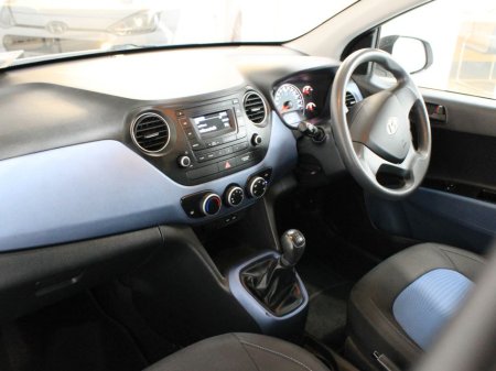 2018 Hyundai i10 Classic 4DR €8,950 thumbnail