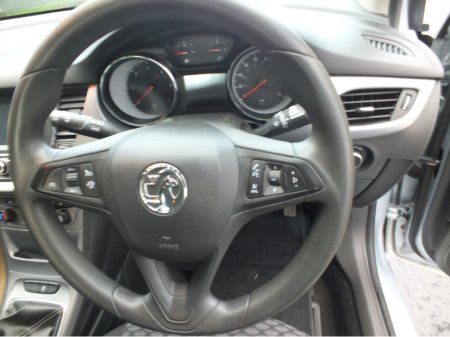 2017 Opel Astra 1.6 CDTI DESIGN 110PS 5DR €8,950 thumbnail