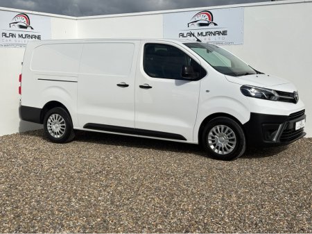 2022 Toyota Proace ICON L2 €15,500